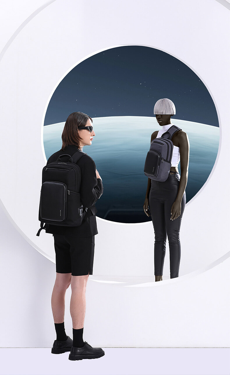 Compact crossbody bag