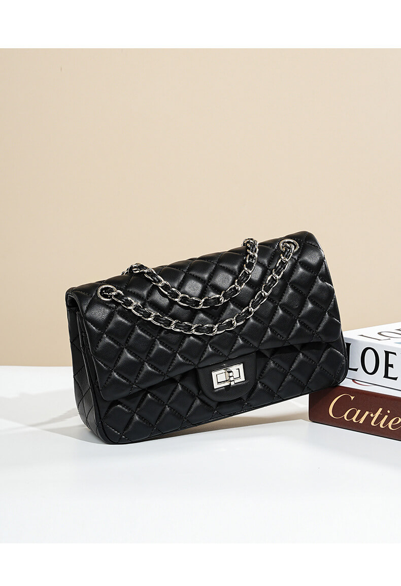 Quilted Chain Bag 222221
