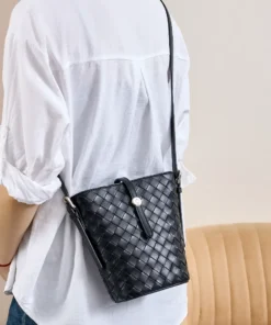 Woven Crossbody Bag 789611