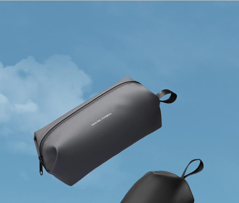 Minimalist Travel Bag